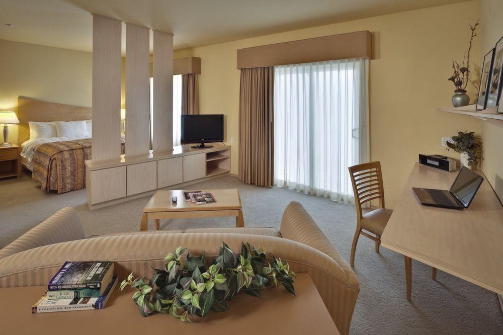 Corporate Inn Sunnyvale - All-Suite Hotel Esterno foto